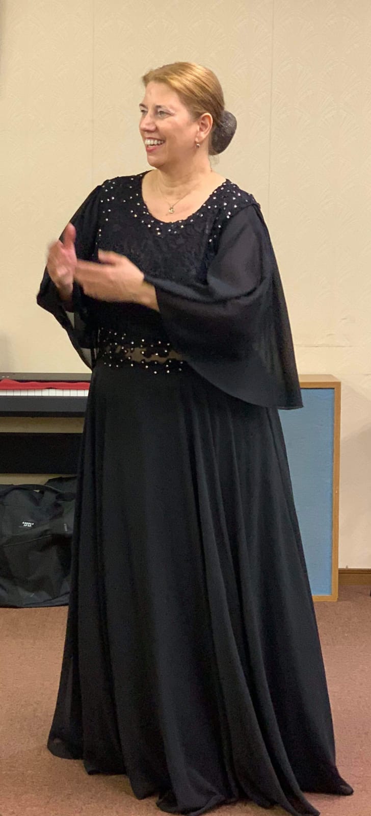 Isa Regina Siebert Opera Singer - Just me in Tokyo - first Solo-concert