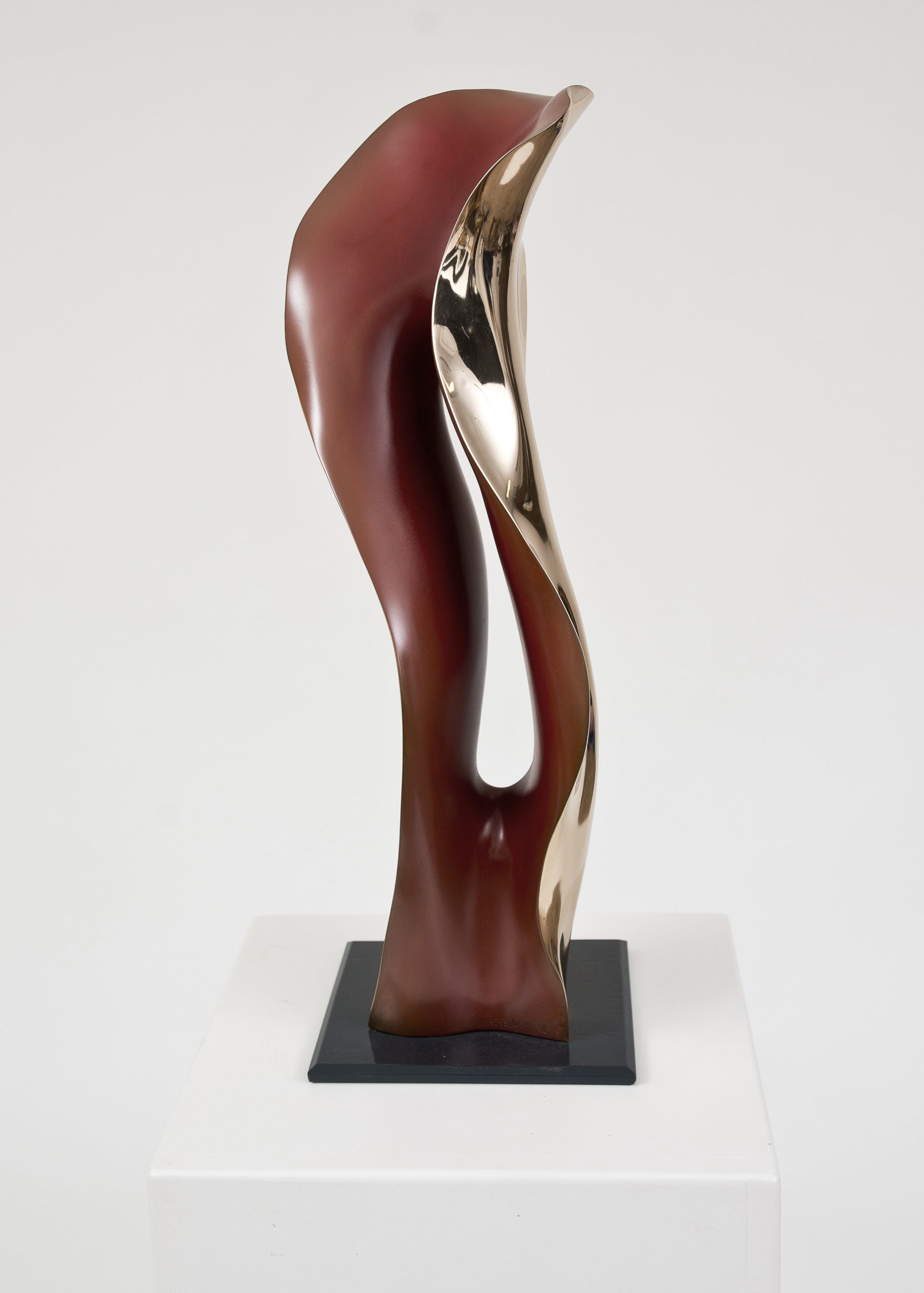 Rainer Haindl – Bronzeskulptur: Youma